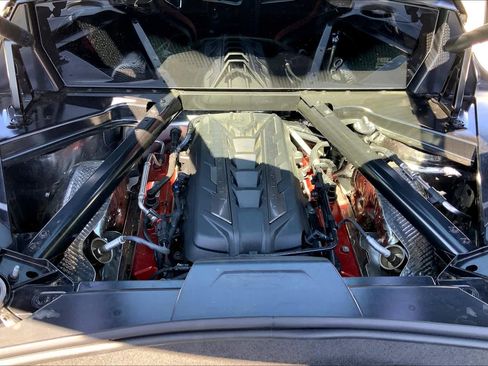 Used 2025 Chevrolet Corvette Stingray Coupe w/ 1LT image 30