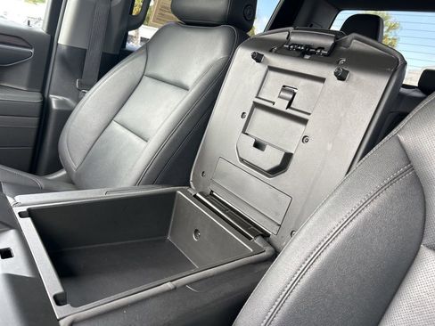 Used 2025 GMC Sierra 1500 SLT image 36