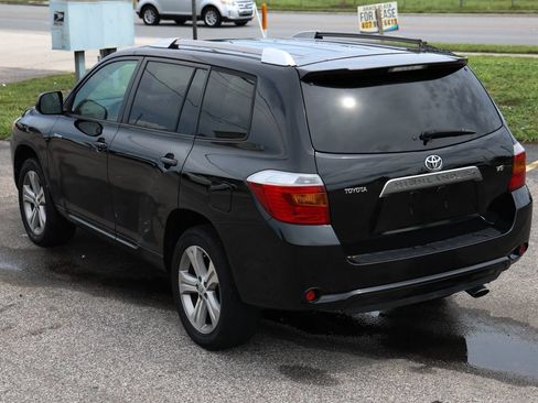 Used 2008 Toyota Highlander Sport FWD image 3