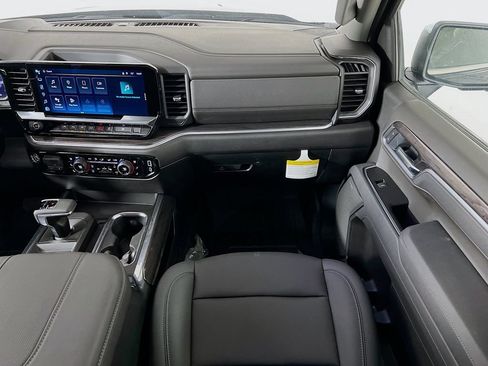 New 2026 Chevrolet Silverado 1500 LTZ w/ LTZ Premium Package AWD/4WD image 25