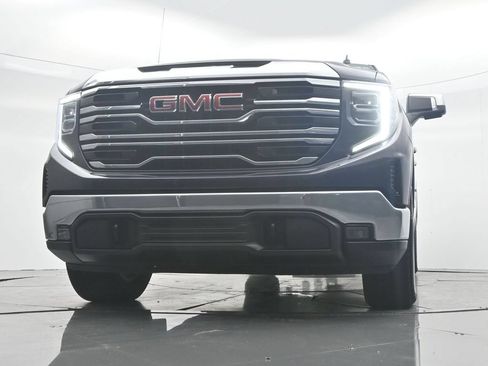 Used 2025 GMC Sierra 1500 SLT AWD/4WD image 38