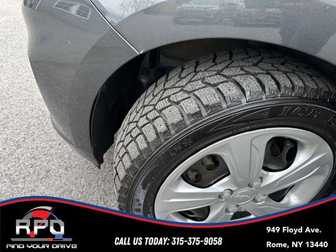 Used 2022 Chevrolet Spark LS FWD image 11