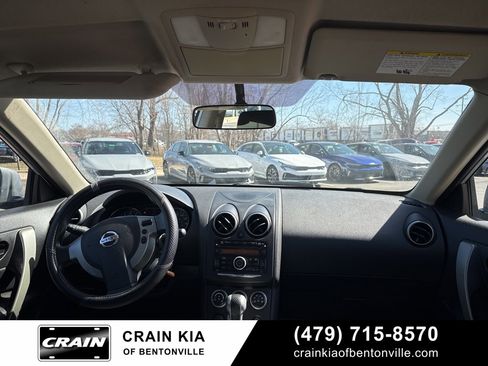 Used 2013 Nissan Rogue S image 11