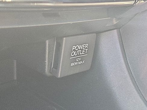 Used 2017 Honda Accord Sport image 26