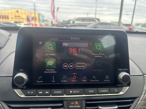Used 2019 Nissan Altima 2.5 SL FWD image 12