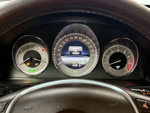 Used 2014 Mercedes-Benz GLK 350 2WD image 31