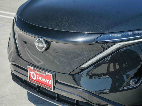 Used 2025 Nissan Ariya FWD image 5