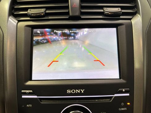 Used 2013 Ford Fusion Titanium FWD image 17