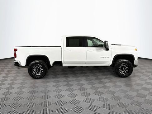 Used 2022 Chevrolet Silverado 2500 LT w/ Fleet Comfort Package AWD/4WD image 8