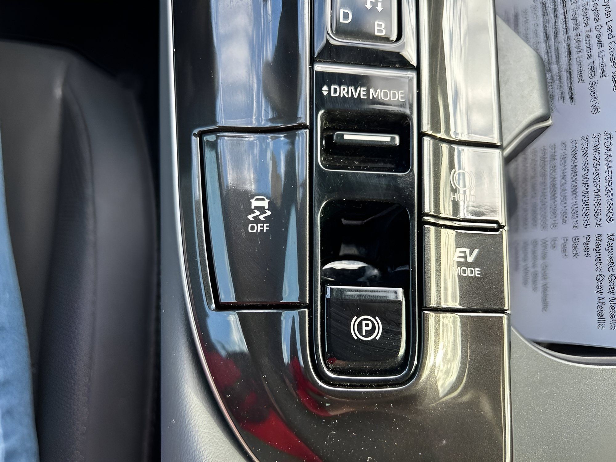 Used 2024 Toyota Crown AWD/4WD image 28