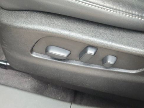 Used 2023 Cadillac XT4 Premium Luxury image 26