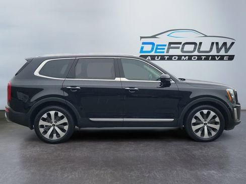Used 2022 Kia Telluride SX image 2