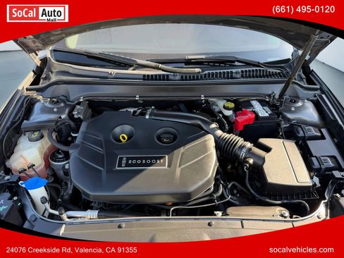 Used 2014 Lincoln MKZ FWD image 25
