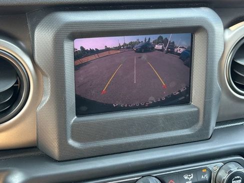 Used 2020 Jeep Wrangler Unlimited Sport AWD/4WD image 26