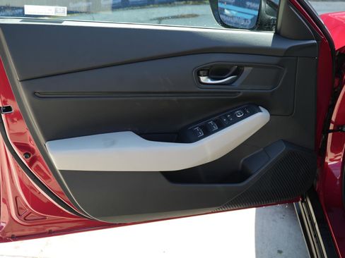 New 2025 Honda Accord SE image 13