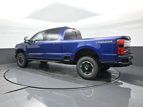 New 2026 Ford F250 Platinum w/ Tremor Off-Road Package AWD/4WD image 4