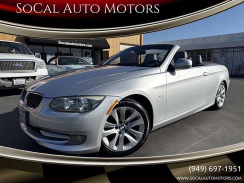 Used 2011 BMW 328i Convertible image 1