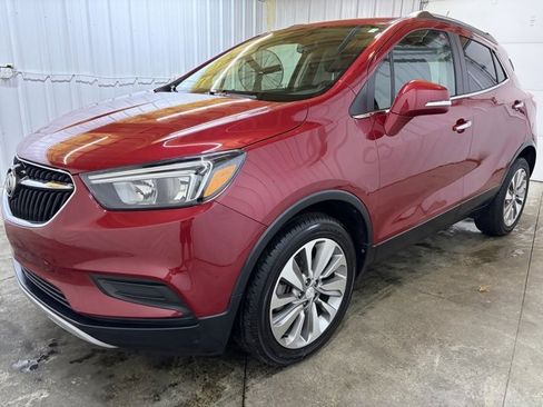 Used 2019 Buick Encore Preferred image 3