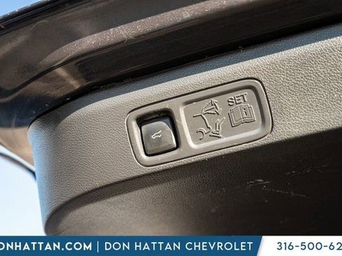 Used 2022 Ford Expedition Limited image 35