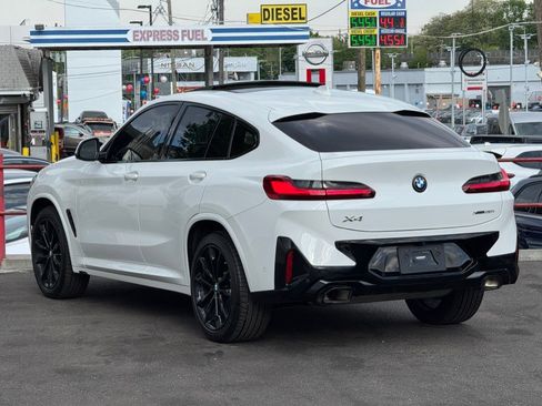 Used 2023 BMW X4 xDrive30i w/ M Sport Package 2 w/ M Sport Package AWD/4WD image 14
