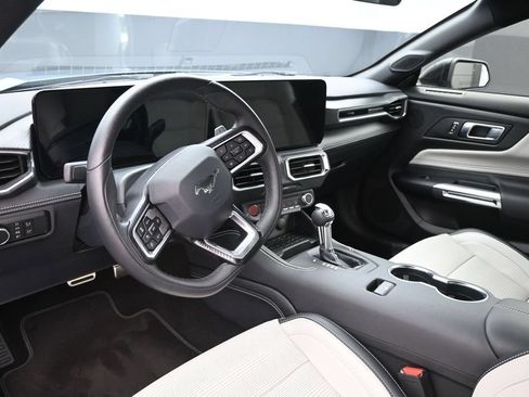Used 2024 Ford Mustang GT Premium RWD image 11