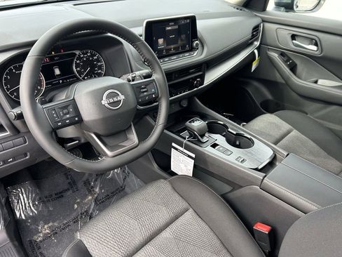 New 2025 Nissan Pathfinder SV image 23