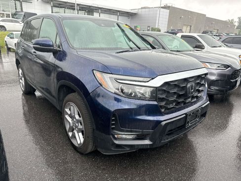 Used 2024 Honda Passport EX-L image 2