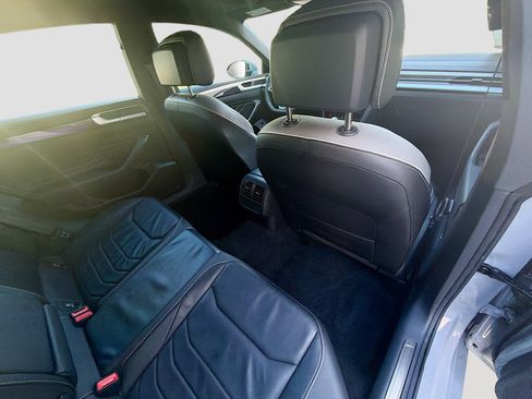 Used 2023 Volkswagen Arteon SEL image 29