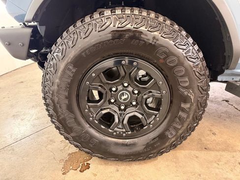 Used 2024 Ford Bronco Wildtrak AWD/4WD image 16