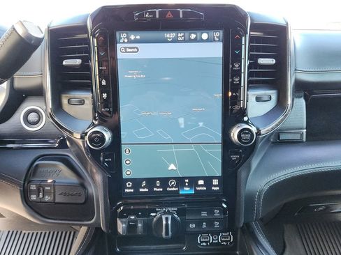 Used 2024 RAM 2500 Limited image 22