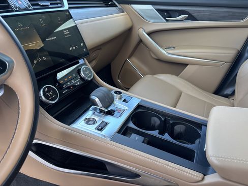 Certified 2023 Jaguar F-PACE S AWD/4WD image 20