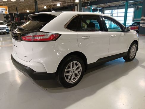 Used 2024 Ford Edge SEL image 6