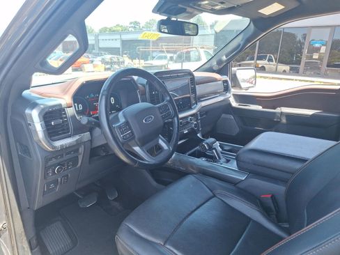Used 2021 Ford F150 Lariat w/ Equipment Group 501A Mid AWD/4WD image 11