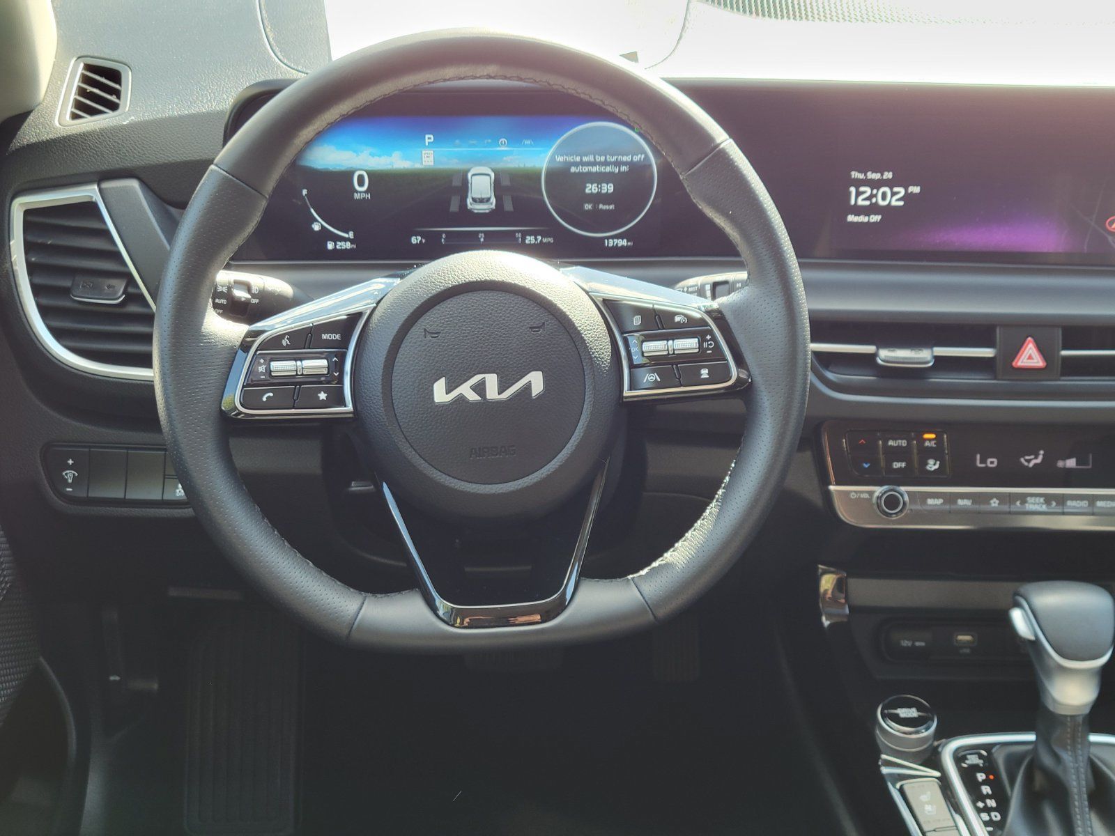 Certified 2024 Kia Seltos SX w/ SX Sunroof Package AWD/4WD image 27