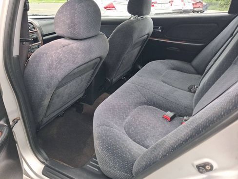 Used 2004 Hyundai Sonata FWD image 16