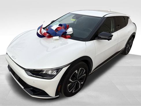 Used 2024 Kia EV6 Wind w/ Wind Technology Package image 10