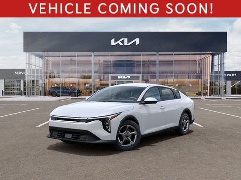 New 2026 Kia K4 FWD image 1