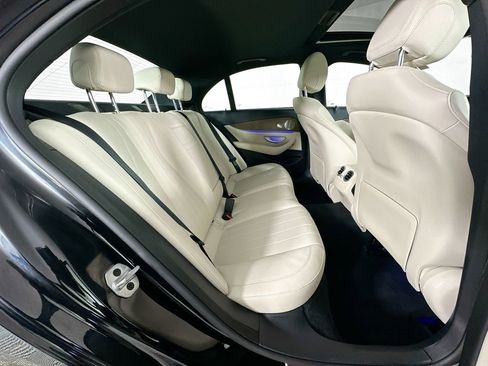 Used 2022 Mercedes-Benz E 350 E 350 image 27
