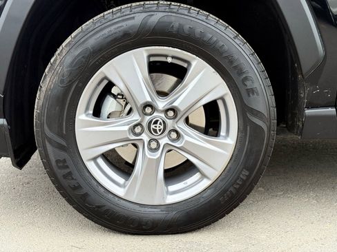 Used 2023 Toyota RAV4 LE image 15