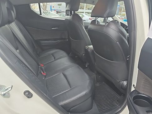 Certified 2021 Toyota C-HR Limited image 14