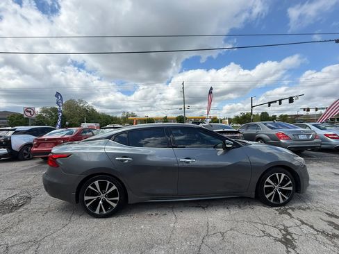 Used 2018 Nissan Maxima FWD image 7
