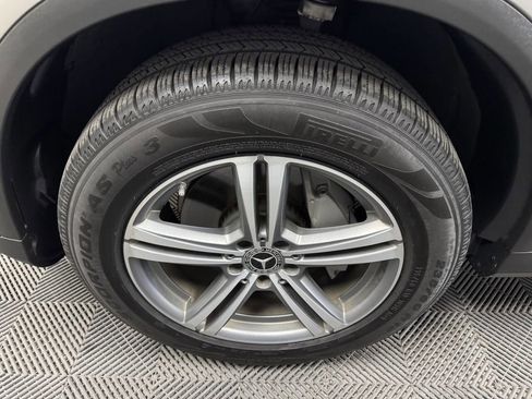 Used 2020 Mercedes-Benz GLC 300 image 23