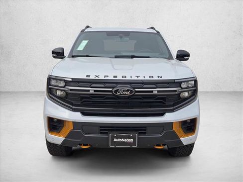 New 2026 Ford Expedition Tremor image 6