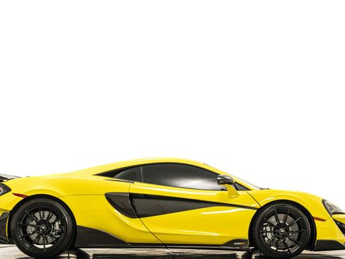 Used 2019 McLaren 600LT RWD image 2