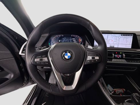 Certified 2023 BMW X5 sDrive40i w/ Luxury Seating Package image 12