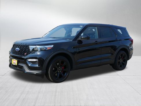 Used 2022 Ford Explorer ST w/ ST Street Pack AWD/4WD image 3