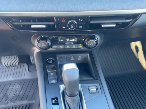 New 2026 Nissan Kicks SV image 16