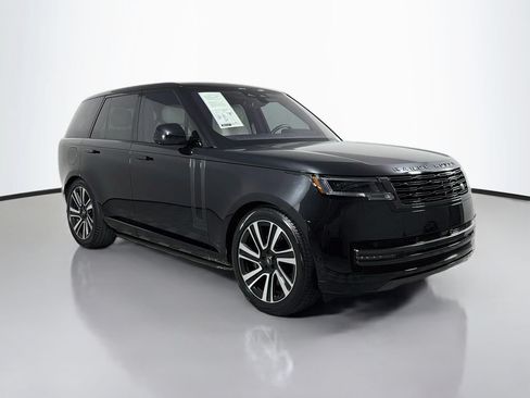 Certified 2023 Land Rover Range Rover SE AWD/4WD image 3