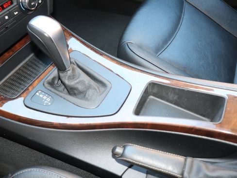 Used 2011 BMW 328i Sedan RWD image 22