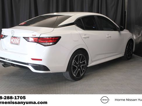 Certified 2025 Nissan Sentra SR FWD image 13